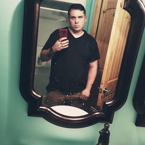 Meet your Posher, Derek